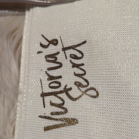 *NWT* Victoria's secret gold sequin sparkle tote bag - Picture 4 of 6